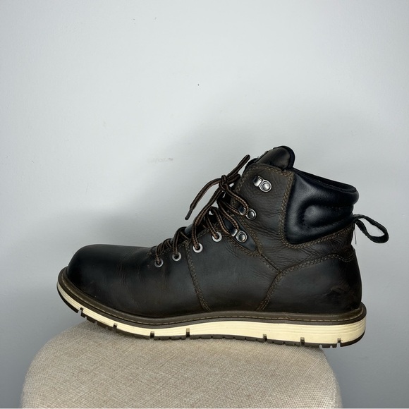 Keen Men's Black and Brown Boots - Picture 7 of 11